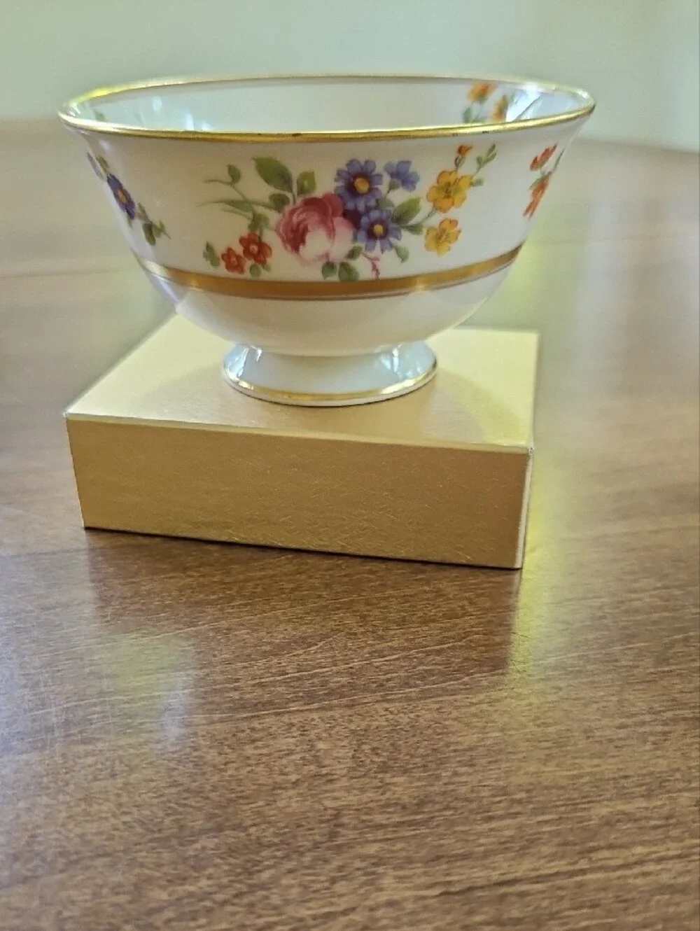 Coxon Belleek Floral Bouquet Tea Cups, Set of 3